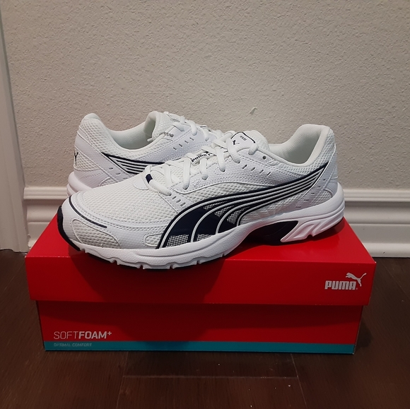 Puma - Picture 1 of 4